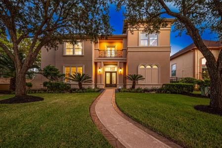 23003 Two Harbors Glen Street, Katy, Texas 77494, USA