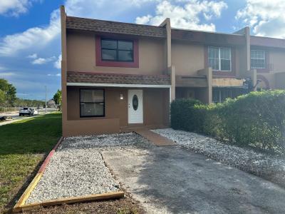 2754 NW 193rd Ter, Miami Gardens, Flórida 33056, Estados Unidos