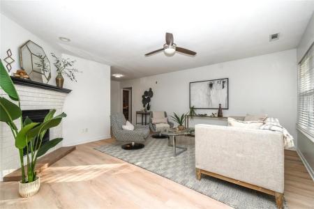 1108 Deerfield MDW, Siloam Springs, Arkansas 72761