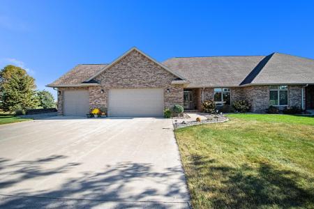 7135 Valley View Circle, Brookings, SD 57006, USA