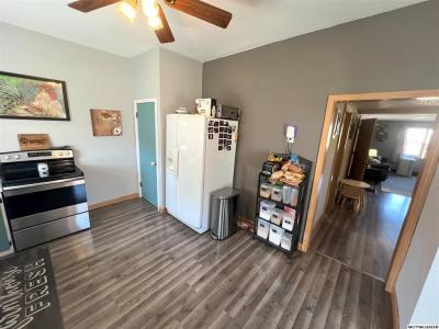 421 Sherman St, Sheffield, 愛荷華州 50475, 美國