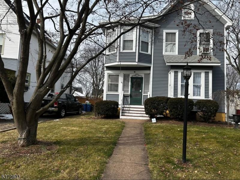 105 Grandview Ave, North Plainfield Boro, Nova Jersey 07060-4124, Estados Unidos