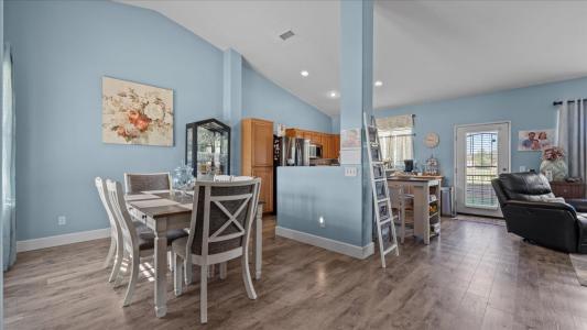 14761 Pete Dye St, Moreno Valley, Califórnia 92555, Estados Unidos