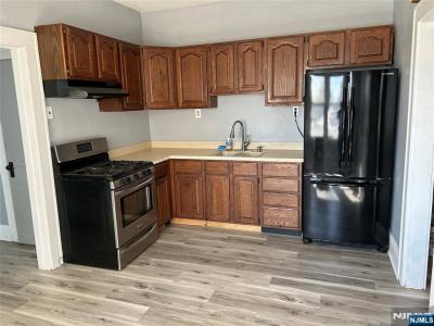 298 Stewart Avenue , 1L, Kearny, نيو جيرسي 07032, الولايات المتحدة