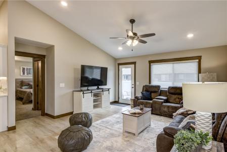 1652 Kyler Street, Altoona, Wisconsin 54720, États-Unis