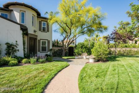 551 Running Creek Court, Simi Valley, California 93065