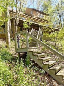 9 Watch Hill Road, New Paltz, New York 12561