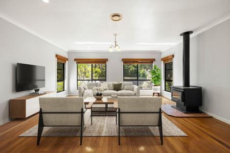 28 Hilltop Crescent, Blue Mountain Heights, QLD 4350, Austrália