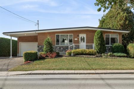 1376  Rue Principale, Saint-Dominique, Quebec J0H 1L0, Canada