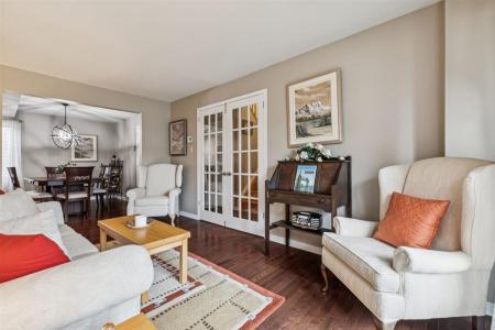 18  Rue Lacombe, Gatineau (Gatineau), 퀘벡주 J8R 1T6, 캐나다