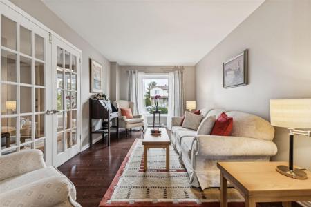 18  Rue Lacombe, Gatineau (Gatineau), 퀘벡주 J8R 1T6, 캐나다