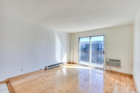 1570  Rue Louis-Carrier, Montréal (Ahuntsic-Cartierville), Quebec H4N 2Z1, Canada