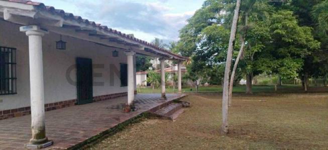 Sabana del Medio Venta de Casa en Barrera, Tocuyito, Carabobo 2006, Venezuela