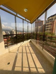 Urb. El Bosque Alquiler de Apartamento en Residencias Isla Tortuga, Valencia, Carabobo 2001, Venezuela