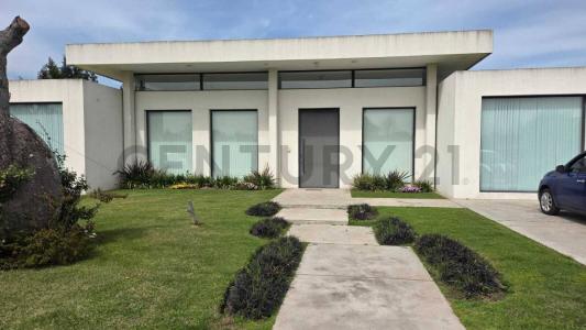 Ruta Nacional Nro 2 Km 46,500 Sin Número, La Plata, GBA Sur 1903, Argentina