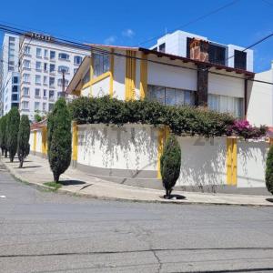 CALLE 22 ESQUINA GABINO VILLANUEVA 7710, La Paz, La Paz 0000, Боливия