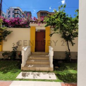 CALLE 22 ESQUINA GABINO VILLANUEVA 7710, La Paz, La Paz 0000, Боливия