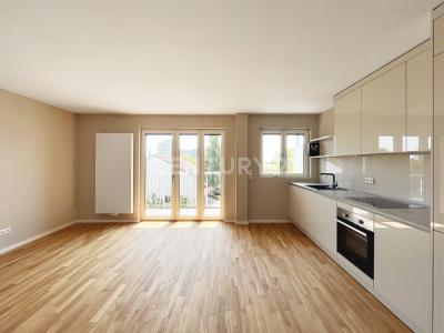 Frankfurt, Hessen 60320, Germany