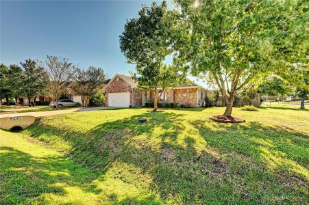 9227 Hidden Lake E, Magnolia, 德克薩斯州 77354, 美國
