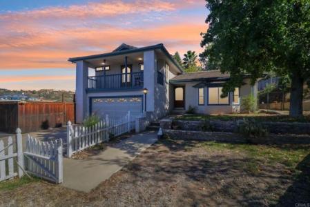 1921 Via Corina, Alpine, California 91901, USA