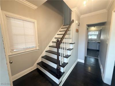 1054 Genesee Avenue NE, Warren, Ohio 44483, USA