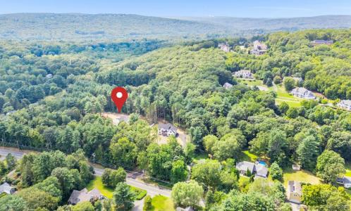 16 Chevas Road, Avon, קונטיקט 06001, ארצות הברית של אמריקה