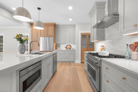 16 Chevas Road, Avon, קונטיקט 06001, ארצות הברית של אמריקה