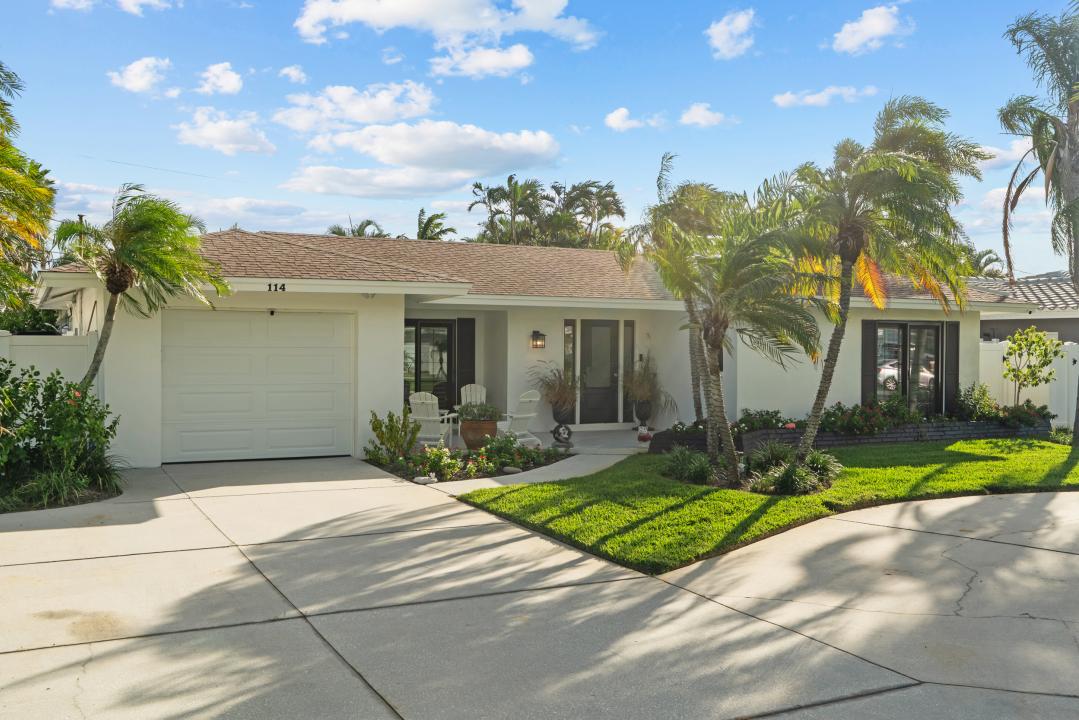 114 14th St., Belleair Beach, Florida 33786, USA