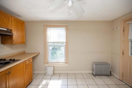 17 montague street U B, Worcester, 马萨诸塞州 01603, 美国