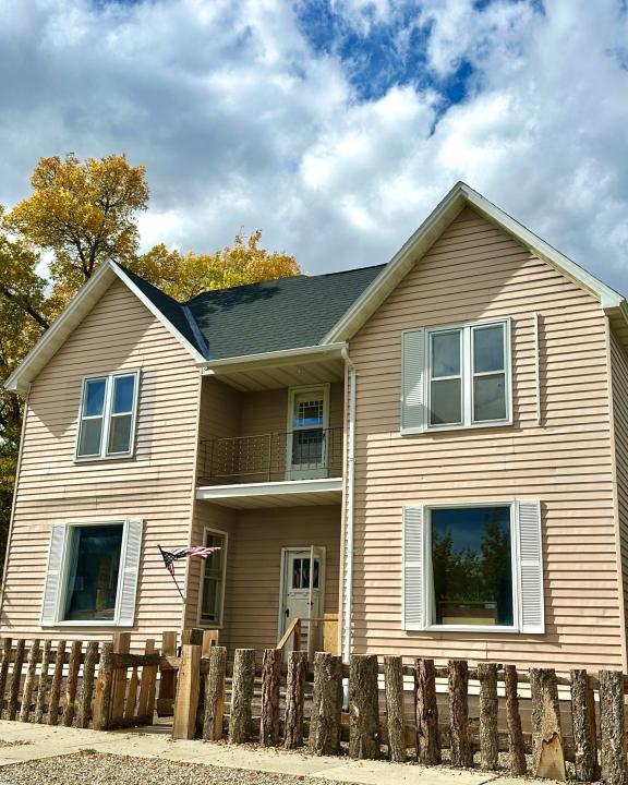 624 Cherry, Anaconda, Montana 59711, USA