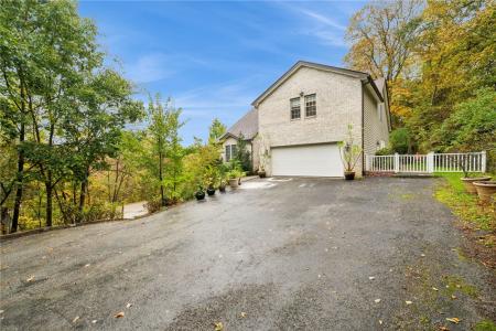 1201 Robbins Station Rd, North Huntingdon, Pennsylvanie 15642, États-Unis