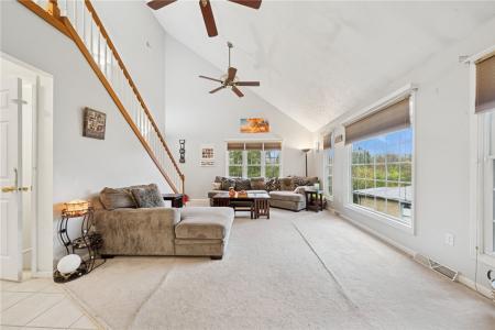 1201 Robbins Station Rd, North Huntingdon, Pennsylvanie 15642, États-Unis