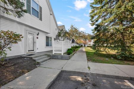 22271 Atlantic Pointe, FarmingtonHills, ميشيغان 48336, الولايات المتحدة