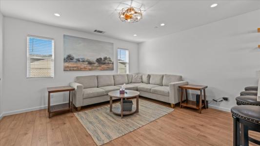 1475 Holly Ave, Colton, California 92324