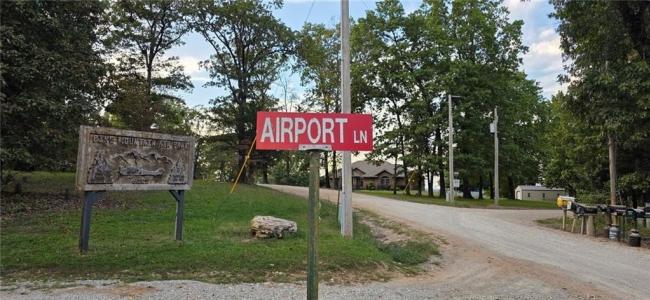 00 Airpark DR, Yellville, 阿肯色州 72687, 美國