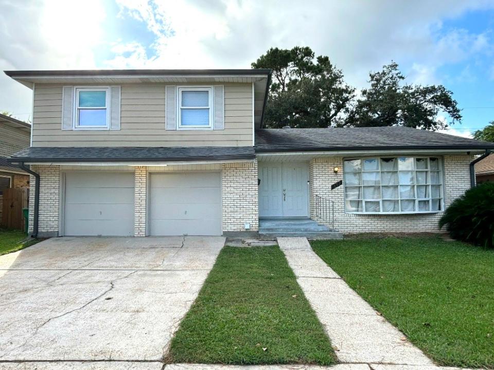 392 WESTMEADE Drive, Gretna, Louisiana 70056, USA