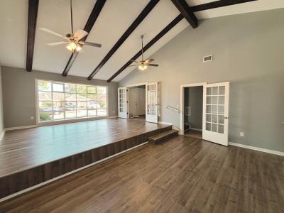 392 WESTMEADE Drive, Gretna, Louisiana 70056, USA