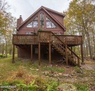 1008 Woodstone Road, Newfoundland, Pennsylvania 18445, Stati Uniti