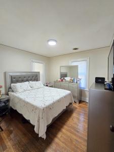 616 W Keith Avenue, Waukegan, אילינוי 60085, ארצות הברית של אמריקה