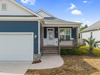 319 NE 61st Street, Oak Island, Северная Каролина 28465, Соединенные Штаты