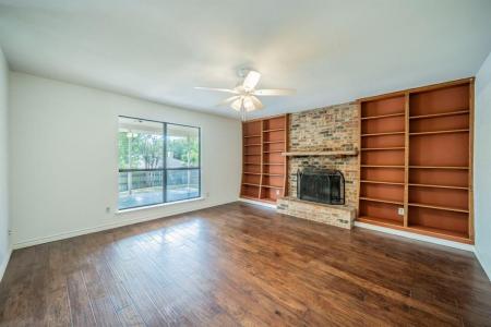 2321 Warwick Avenue, Grand Prairie, Texas 75052, HOA KỲ