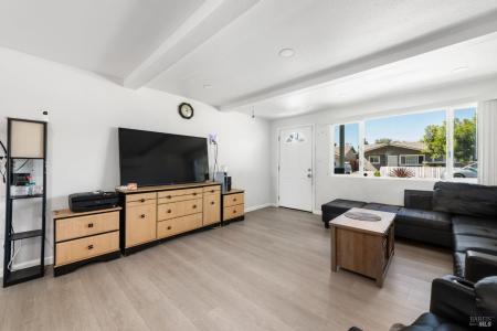 1042 Hayes St, Fairfield, California 94533