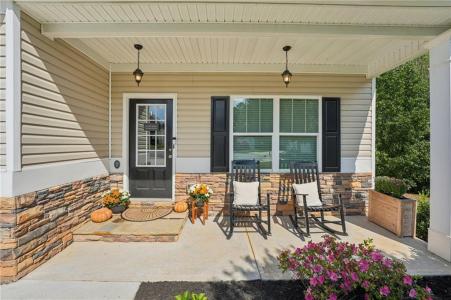 621 Stonehurst Lane, Cantão, Geórgia 30114, Estados Unidos