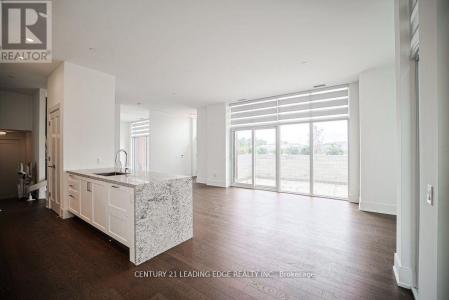 20 INN ON THE PK DRIVE, Toronto (banbury-don Mills), Ontario M3C 0P8, CANADÁ