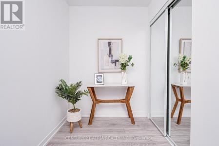 55 MERCER STREET, Toronto (waterfront Communities), Ontario M5V 0W4, Canada