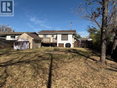 103 7 AVENUE SE, Drumheller, Alberta T0J 0Y6, Canada