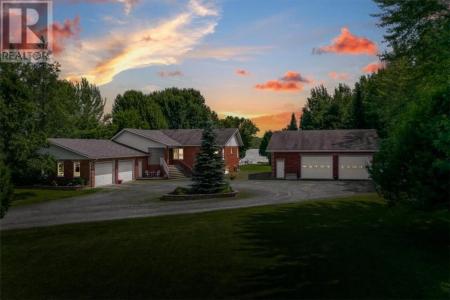 2234 FIRE ROUTE P, Azilda, Ontario P0M 1B0, Canada