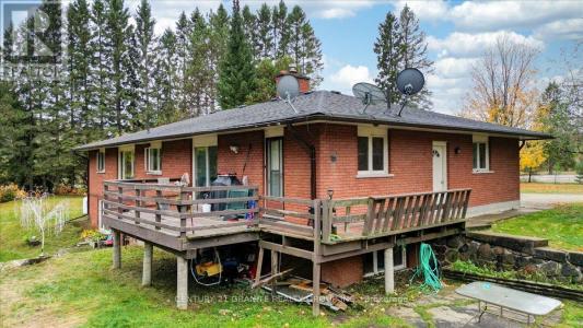 4 MAXWELL SETTLEMENT ROAD, Bancroft (bancroft Ward), Ontario K0L 1C0, Canada