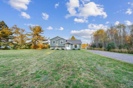 4911 ROUTE 11, Wellington, Prens Edward Adası C0B 2E0, Kanada