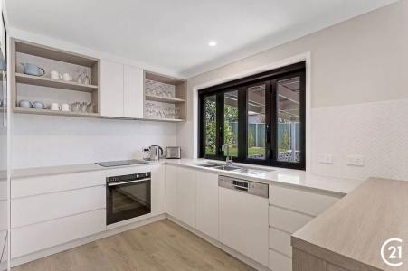 10 Marty Avenue, Salamander Bay, NSW 2317, Australia